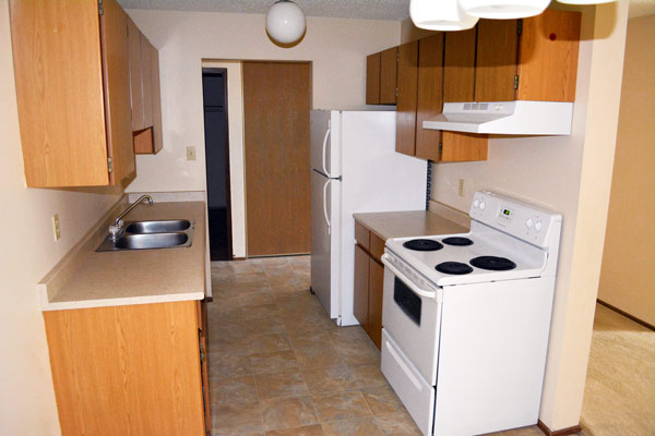 Innisfail apartment rental kitchen